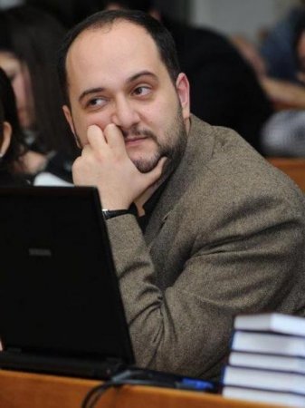 Rusiyadan soruşmaq istəyirik: niyə?!
