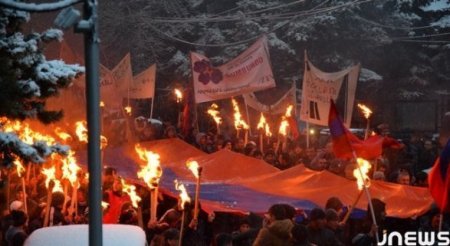 Rusiyadan soruşmaq istəyirik: niyə?!