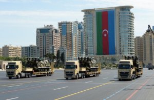 “Azərbaycan bu silahları parad üçün almır...” “Azərbaycan bu silahları parad üçün almır...”