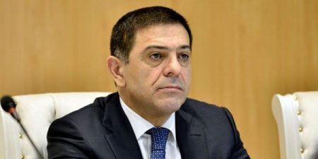 İşdən çıxarılan icra başçısı ailəsiylə Almaniyaya köçdü