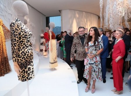 Leyla Əliyeva "Moda məkanı" sərgisinin açılışında iştirak edib