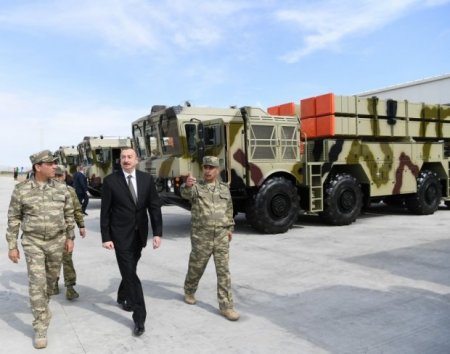 "Polonez" raket kompleksləri artıq Bakıda!