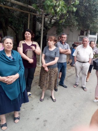 Milli Məclisin deputatına məxsus şirkət Bakı sakinlərinin yuxusuna haram qatdı