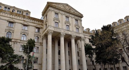 Rəsmi Bakı Paşinyanın Qarabağa səfəri haqda