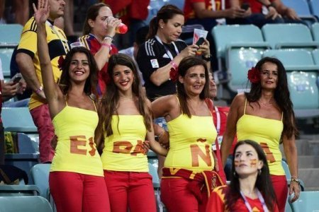DÇ-2018: Ən gözəl azarkeşlər