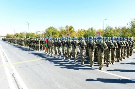 Hərbi parad üçün “Azadlıq” meydanında məşqləri başlayıb