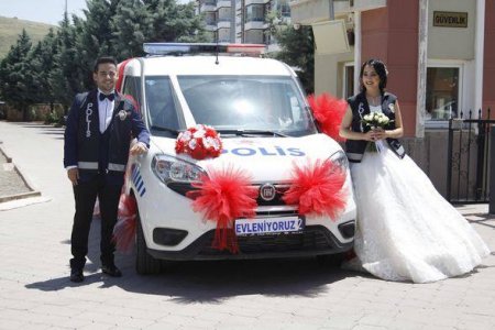 Polis avtomobilini gəlin maşını etdilər