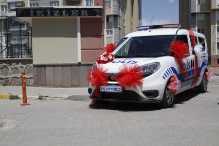 Polis avtomobilini gəlin maşını etdilər