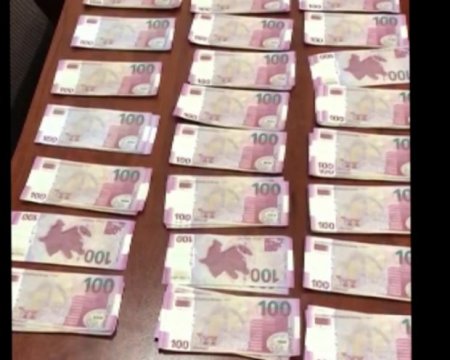 Polis 20 min saxta manatı 4100 dollara satmaq istəyən şəxsi yaxaladı