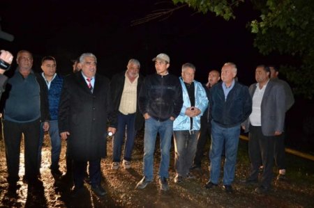 Daşkəsəndə dağıdıcı leysan: bir neçə körpü və evlər uçdu, maşınları su apardı