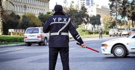 Parada görə narazılıq edən sürücüyə polisdən mükəmməl cavab