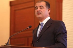 Elmar Vəliyevə atəş açan Yunis Səfərov 8 ay İranda yaşayıb, Suriyada təlim keçib Elmar Vəliyevə atəş açan Yunis Səfərov 8 ay İranda yaşayıb, Suriyada təlim keçib