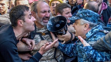 Putinin tərəfdaşları Cocuq Mərcanlıda, cəbhə xəttində
