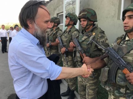 Rusiyalı deputatar və ictimai xadimlər Azərbaycan ordusunun səngərlərində