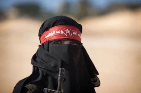 Terrorçu qadın İstanbulun hava limanında saxlanıldı