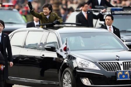 Dünya liderlərinin istifadə etdiyi ən bahalı avtomobillər 