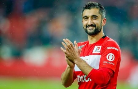 Azərbaycanlı futbolçu karyerasını bitirdi