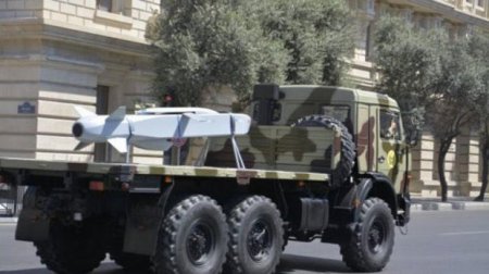 Azərbaycanın erməniləri qorxuya salan qanadlı raketi