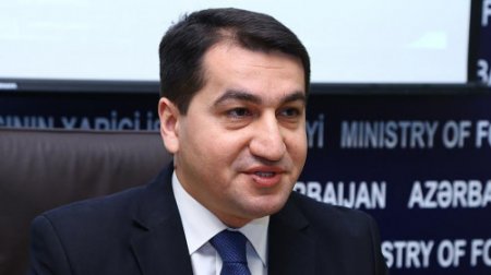 Prezident İlham Əliyev Azərbaycan Respublikasının diplomatik xidmət orqanları əməkdaşlarının təltif edilməsi haqqında sərəncam imzalayıb.