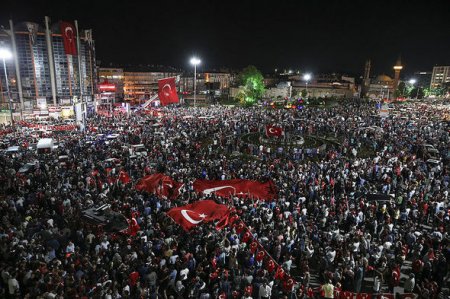 Türkiyə 15 iyul şəhidlərini anır