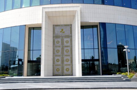 Dövlət Neft Fondu gəlir və xərclərini açıqladı