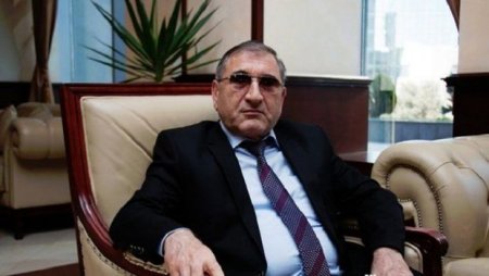 Deputat şikayətləndi: İlahi, görəsən, bu, bizim dilimizdir?