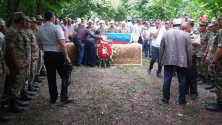 Şəhidimiz izdihamla dəfn edildi