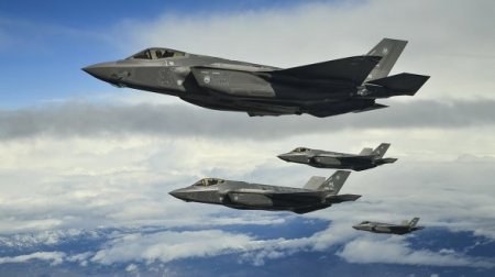 ABŞ F-35 qırıcılarının Türkiyəyə tədarükünü dondurdu