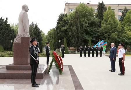 Fuad Ələsgərov və Mədət Quliyev yeni çekistlərə diplomlar verdilər