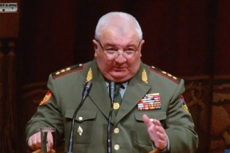Kremlin həndəvərindən general Xaçaturova görə Yerevana xəbərdarlıq