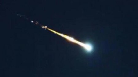 Rusiya səmasında meteorit…
