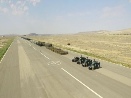 Sərhəd qoşunları taktiki döyüş təlimlərinə başladı