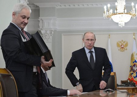 Putinin köməkçisi oliqarxlardan 500 milyard qoparmağı təklif etdi, səhm bazarı çökdü