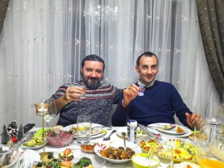 APA agentliyi niyə bağlandı?