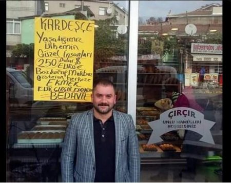 Dollarını milli pula dəyişənə müftə masaj