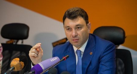 Sarkisyanın partiyası Rusiya ilə Ermənistan arasında yaranmış çatdan danışdı