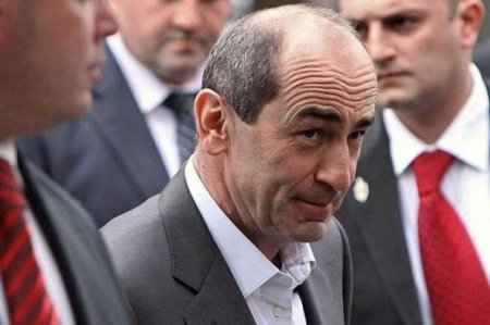 Köçəryan Paşinyanı Qarabağ danışıqlarından “dovşan kimi qaçmaqda” günahlandırdı