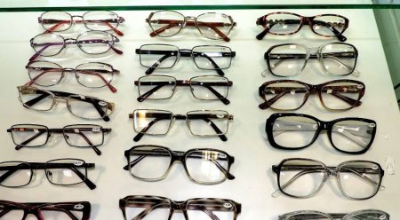 “Tibbi optika haqqında” qanun layihəsi parlamentdə müzakirəyə çıxarılır