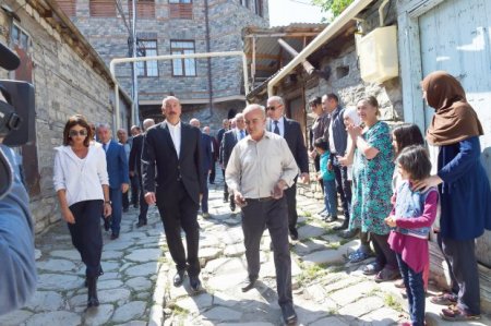 “İstəyirdim əliboş gəlməyim, ona görə bir az vaxt apardı...”