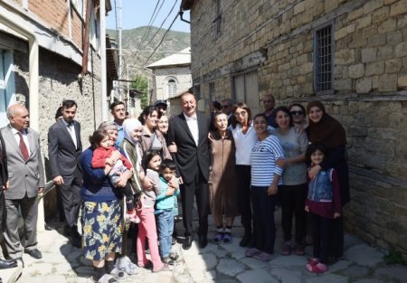 “İstəyirdim əliboş gəlməyim, ona görə bir az vaxt apardı...”