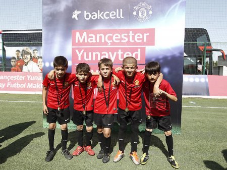 “Mançester Yunayted”in Bakıdakı məktəbi bağlandı