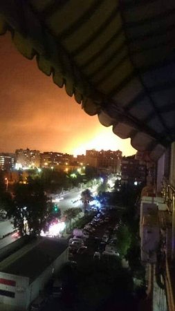 İsrail raketləri Bəşər Əsədin gecəsini gündüzə çevirdi
