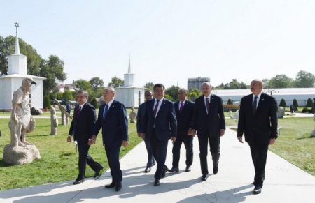 “Kaş ki Qənirə Paşayeva nazir olaydı....”