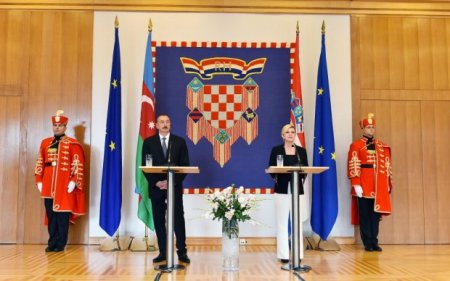 Azərbaycan və Xorvatiya prezidentləri mətbuata bəyanatlarla çıxış ediblər