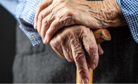 Yaddaş pozğunluğu olan 60 yaşlı kişi Bakıda itkin düşdü