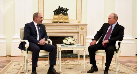 Paşinyan Putinə belə deyib: 