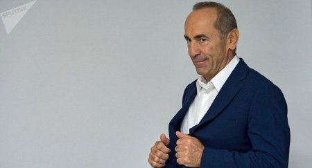 Koçaryan Paşinyanı diktator adlandırdı