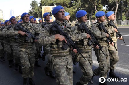 Möhtəşəm Bakı paradı