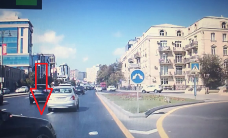 Bakıda görənləri heyrətə gətirən qəza – hadisə anı kameraya düşdü