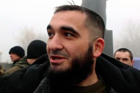 “Kral lazım deyil”. Quli özü kraldır?